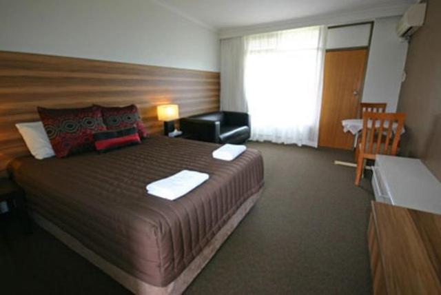 Red Cedars Motel Канберра Экстерьер фото